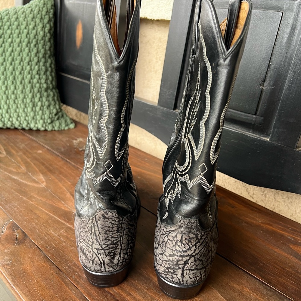 Vintage Tony Lama 6252 Leather Cowboy boots - Picture 3 of 9